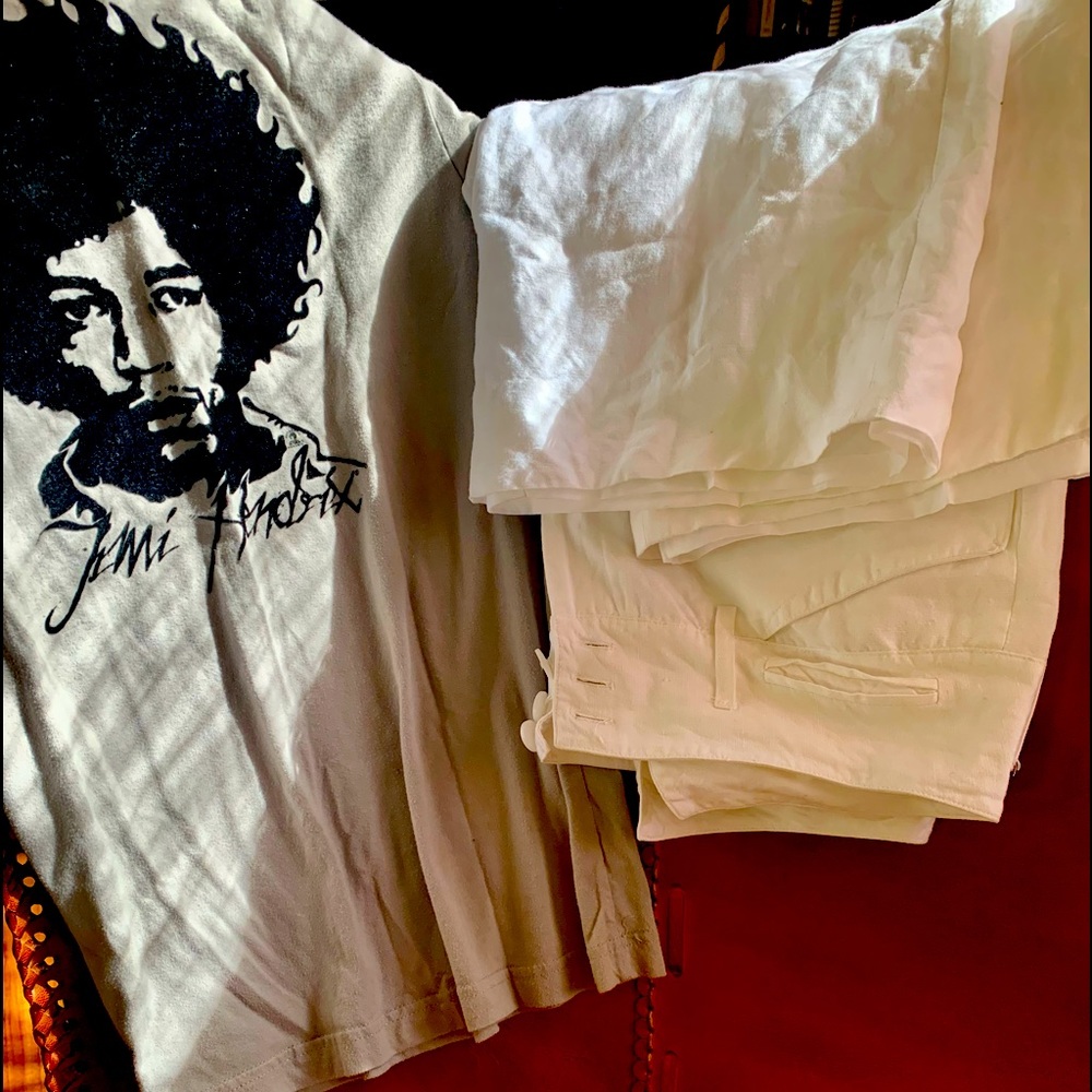 Wide Legged White Linen Capris